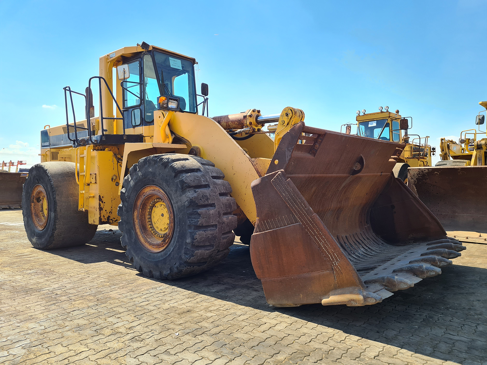 Image for 1993 Komatsu WA600-1
