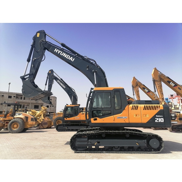 Image de 2022 Hyundai R210