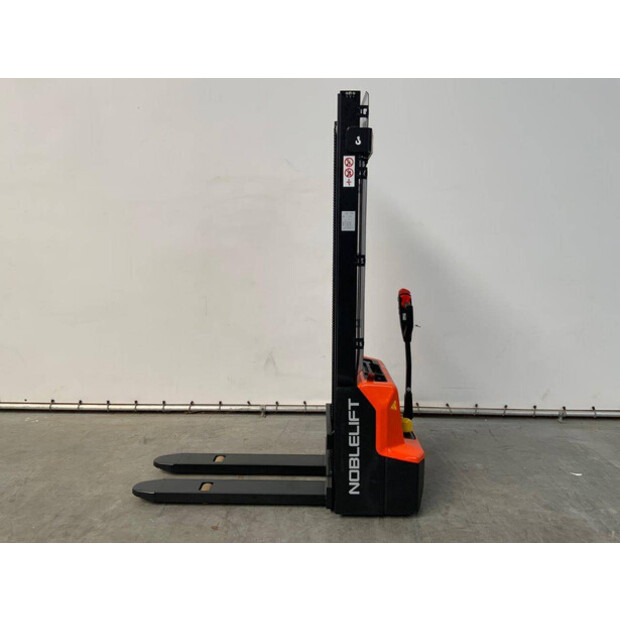 2018 كاتربيلر 966H-cover-image